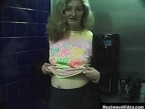 LESBIAN HOUSE HUNTERS #21 - SCENE 1