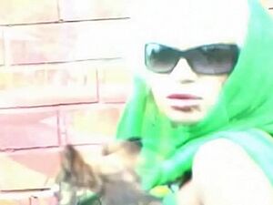 အချစ်မရှိရင်နေ လီးဒစ်မရှိရင်မနေတတ်လို့